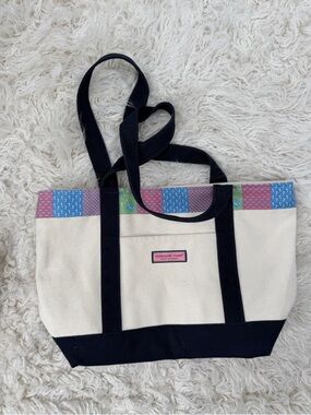 Vineyard Vines Cream Canvas Tote with Black Straps and Colorful Patch Trim NWT